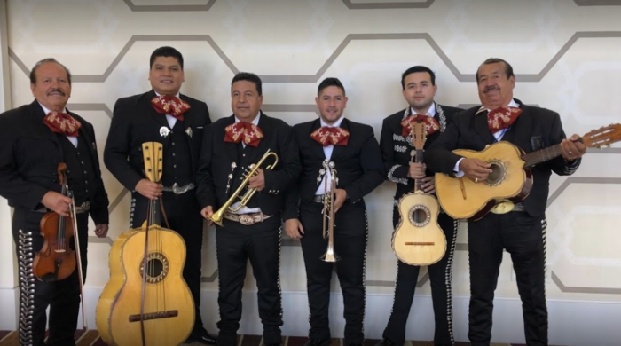 Banda mexicana de mariachi latino para fiestas